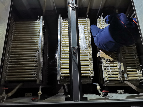 請問處理污廢水RO膜跟MBR的應(yīng)用時候的區(qū)別?